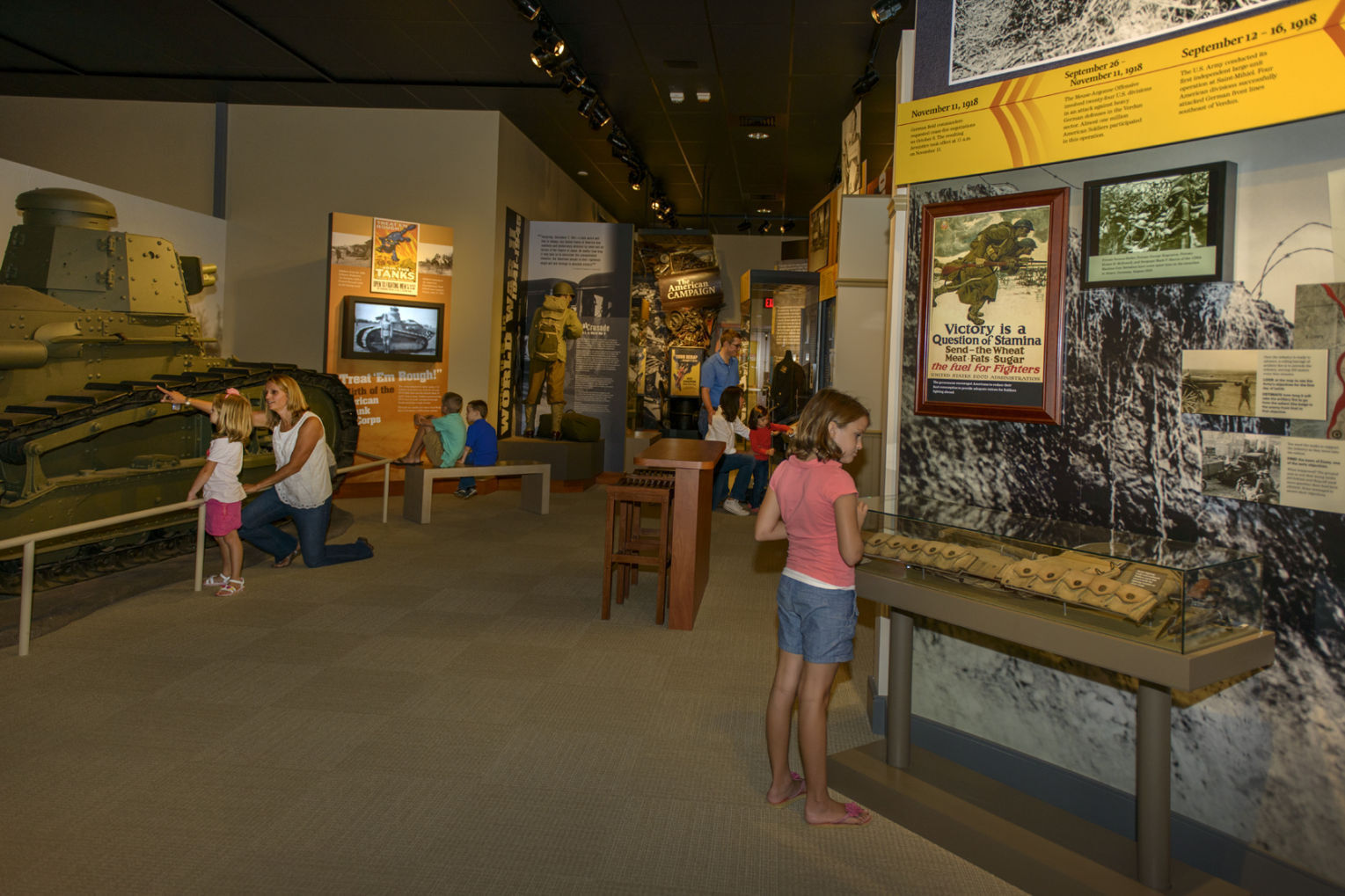 0401515-sntl-fea-cvvb-ahec-indoor-display